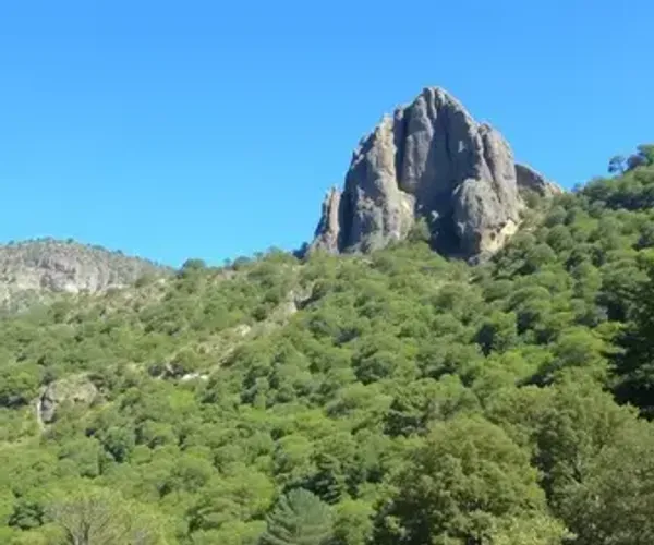 Pedra Azul na baixa temporada vale a pena: o que saber antes de ir