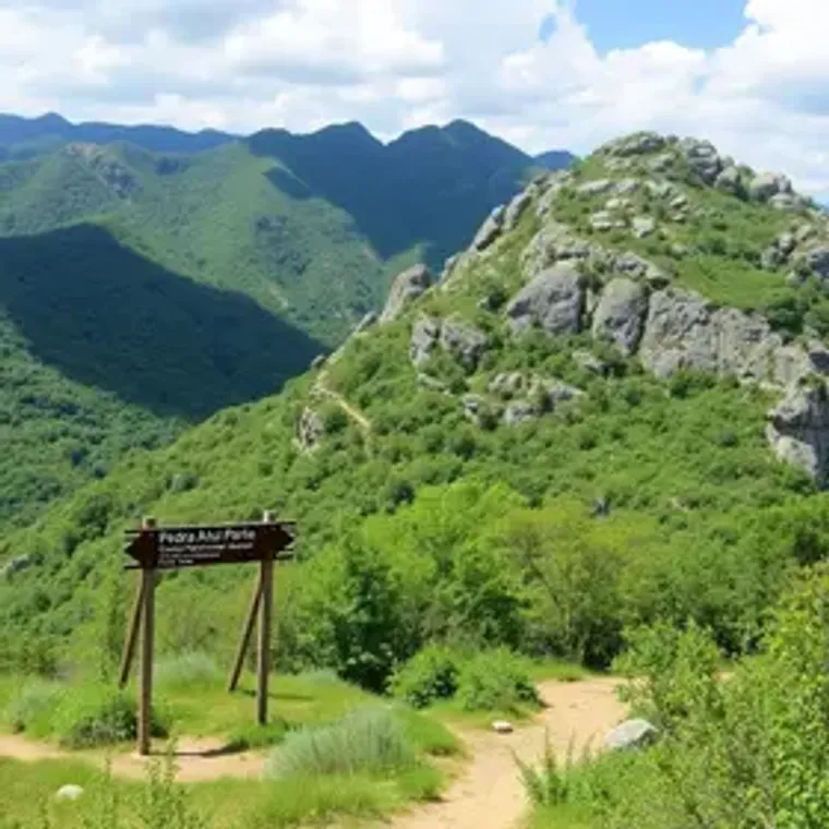 Como chegar no Parque Estadual da Pedra Azul: guia de acesso para turistas
