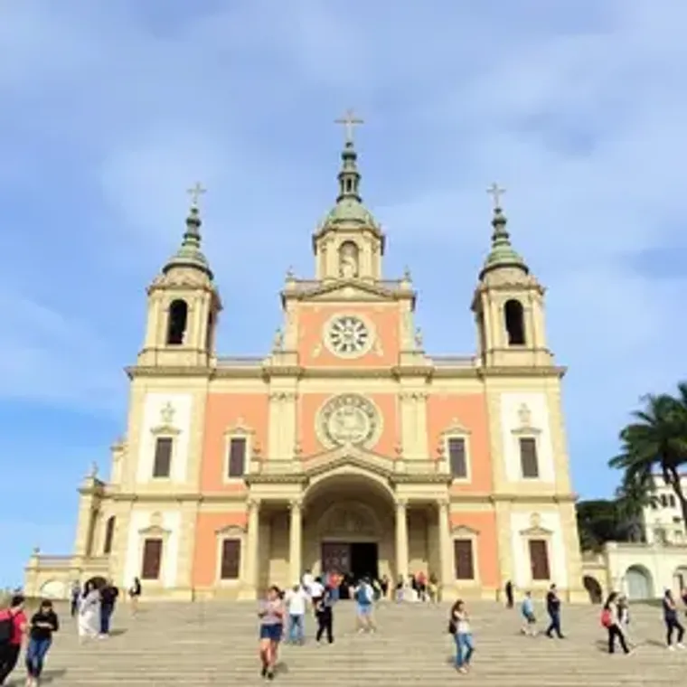 Visita guiada à Basílica de Nossa Senhora de Nazaré: dicas práticas para turistas