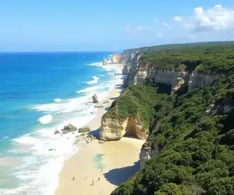 Clima em Arraial d'Ajuda mês a mês: guia para planejar sua viagem